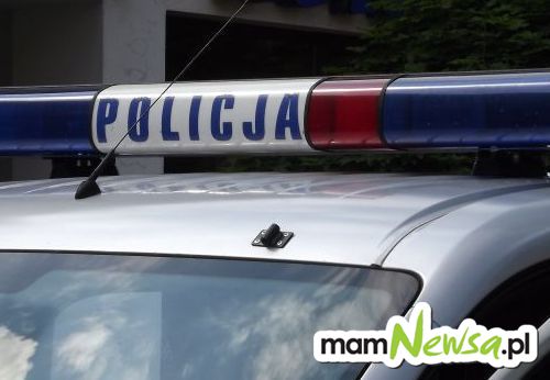 Policjanci zatrzymali nieletnich i odzyskali skradziony motorower