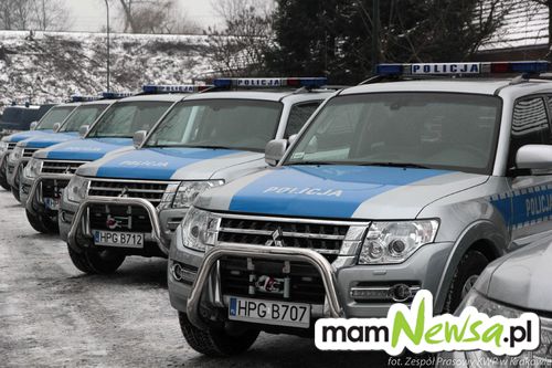 Nowe samochody dla małopolskiej policji