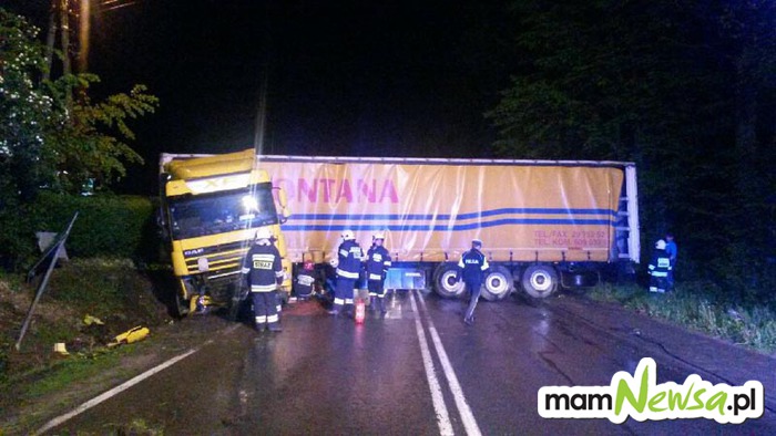 Ciężarówka na dwie godziny zablokowała drogę krajową