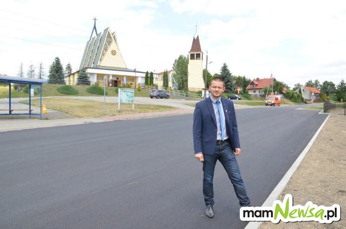 Starosta zrobił nowy asfalt na jubileusz 700-lecia Witanowic