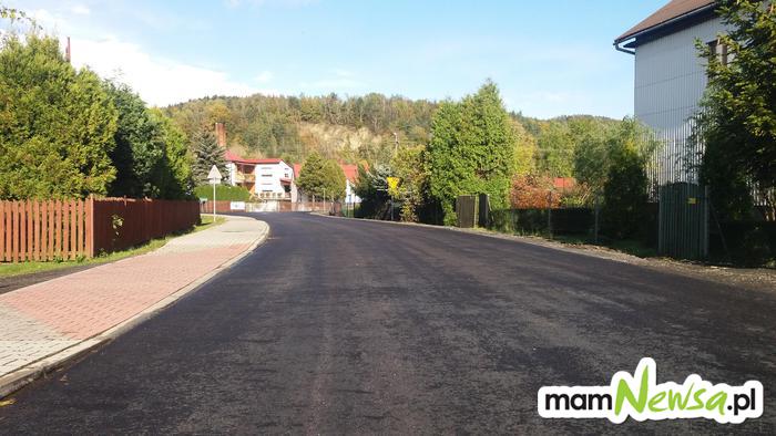 Piękny asfalt na Racławickiej [FOTO]