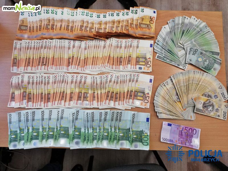 Policjanci odzyskali prawie 100 tysięcy złotych