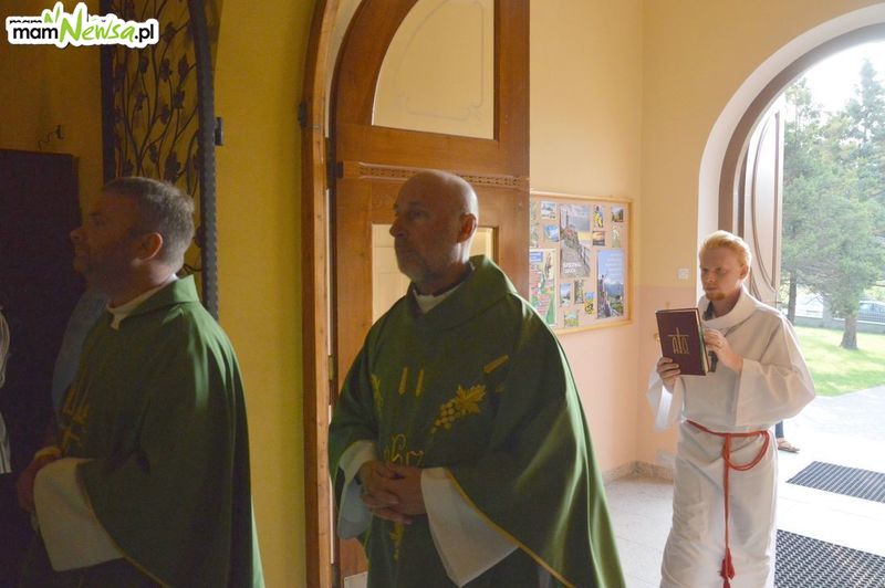 Pożegnano księży w Targanicach. Rozpoczyna się nowy etap w tej parafii