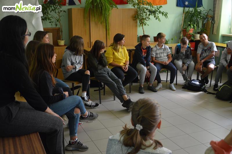 Wolontariusze z EuroWeek w andrychowskiej szkole [FOTO]