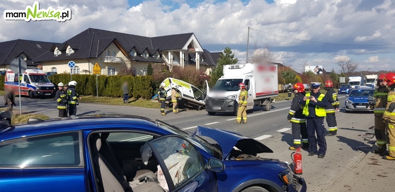 Wypadek na drodze Andrychów - Wadowice, utrudnienia dla kierowców [FOTO]