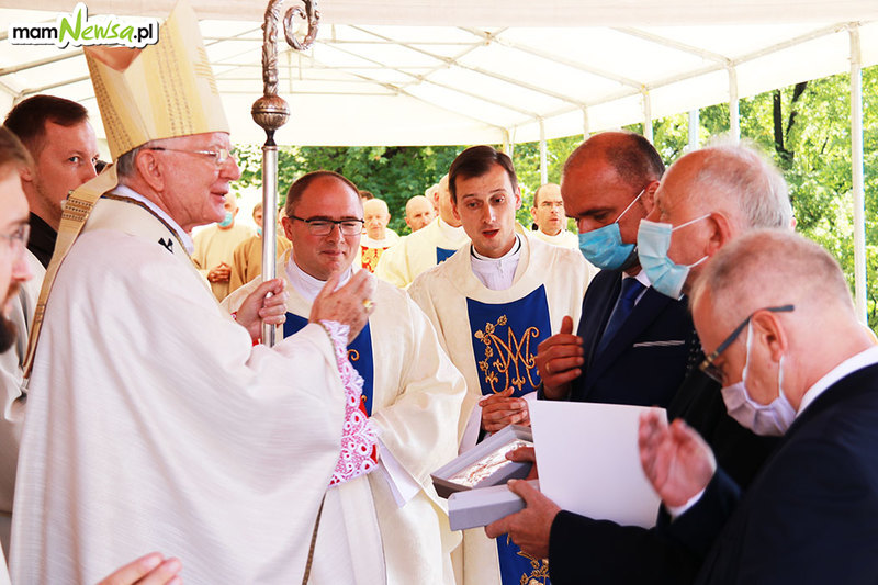 Historyczny dzień Kalwarii Zebrzydowskiej - patronem miasta został św. Jan Paweł II [FOTO]