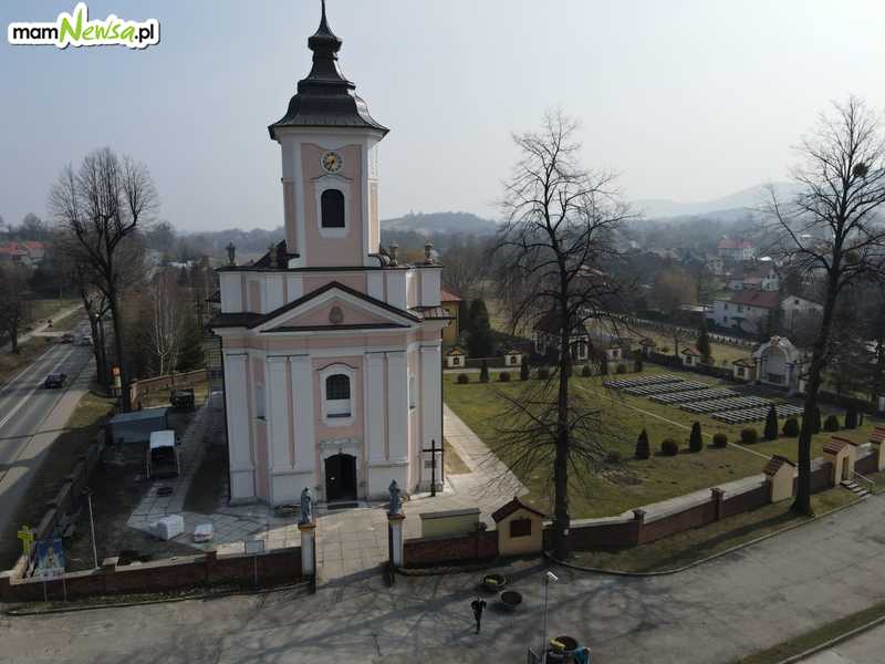 Trwa remont kościoła w Inwałdzie [VIDEO]