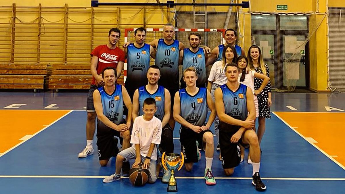 Wielki sukces drużyny koszykarskiej Hustlerzy Andrychów