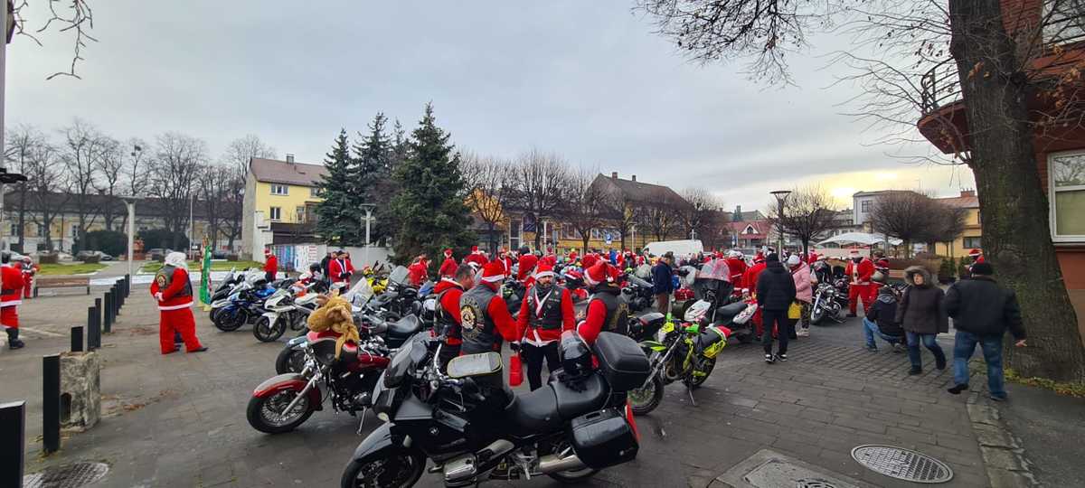 Mikołaje na motorach w Andrychowie [VIDEO]