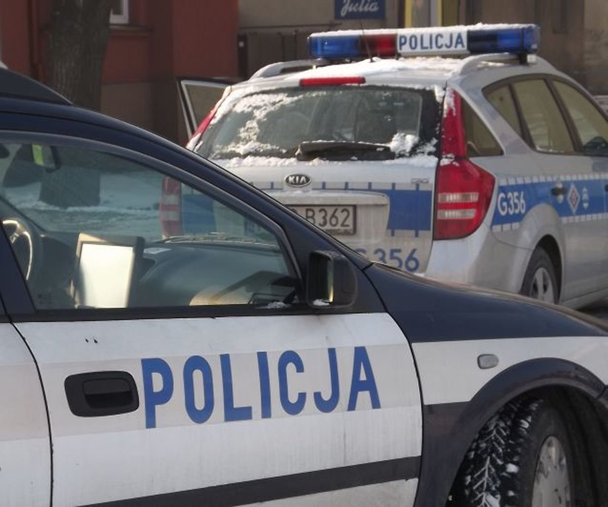 Andrychowscy policjanci uratowali życie 35-latka