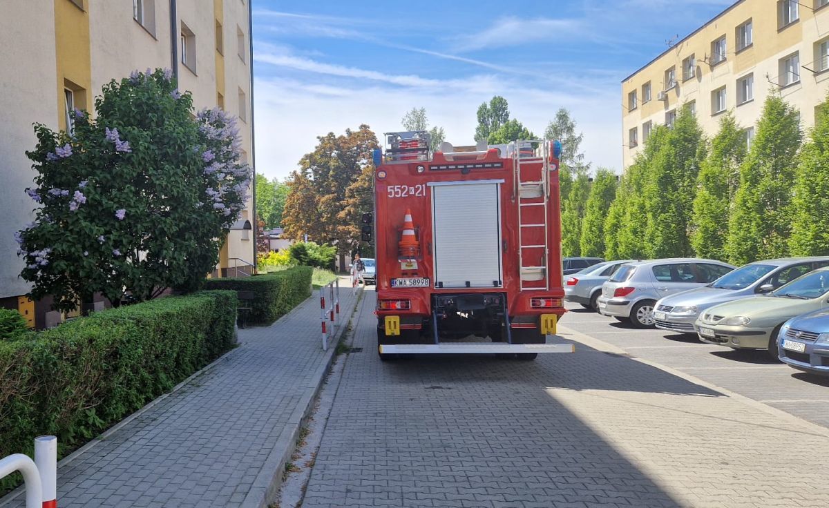 Interwencja strażaków na osiedlu w Andrychowie
