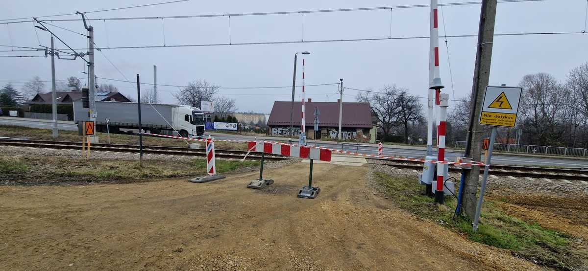 Trwa rozbiórka przejazdu kolejowego w Andrychowie