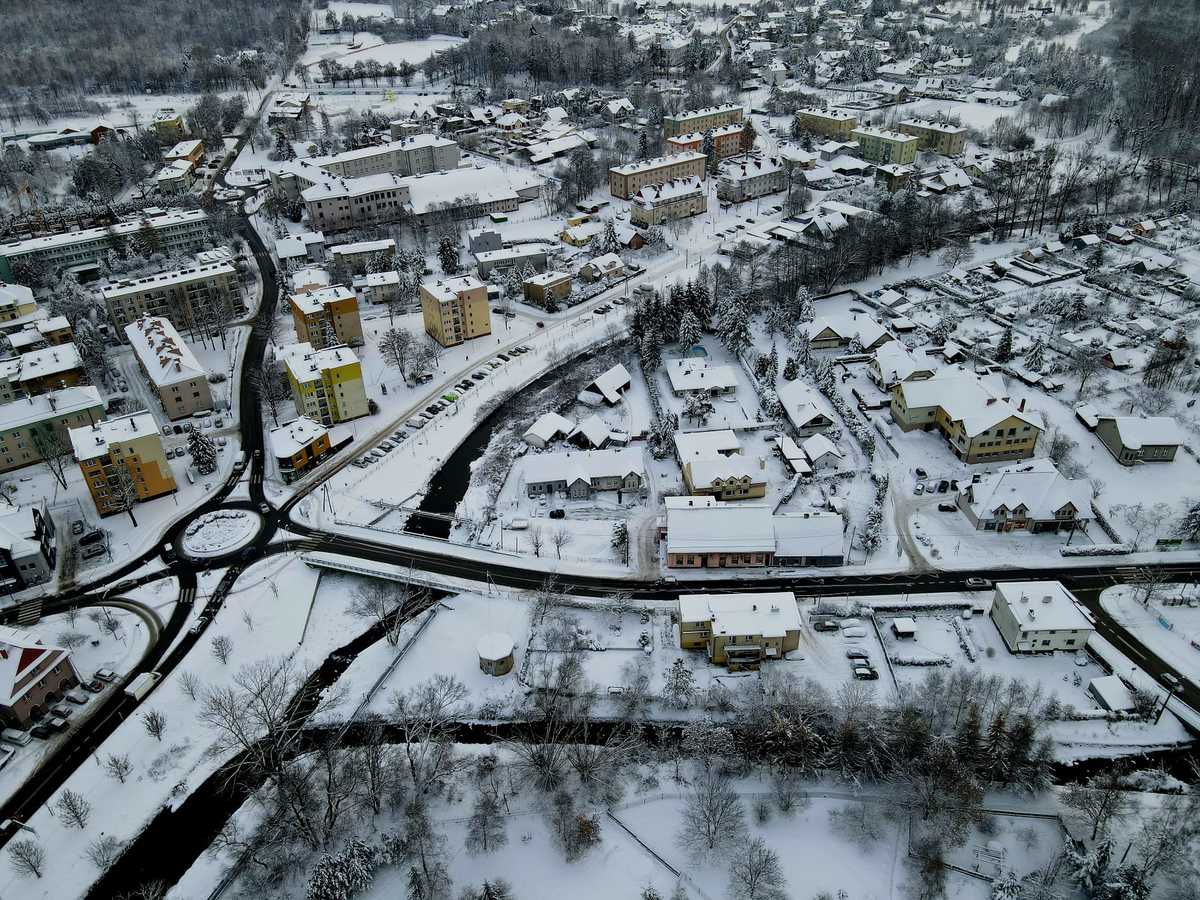 Zimowy Andrychów z drona [FOTO]