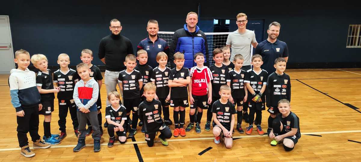 Kamil Glik odwiedził młodych piłkarzy z Andrychowa