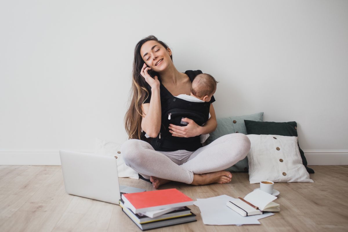 Ile trwa urlop macierzyński i komu przysługuje?