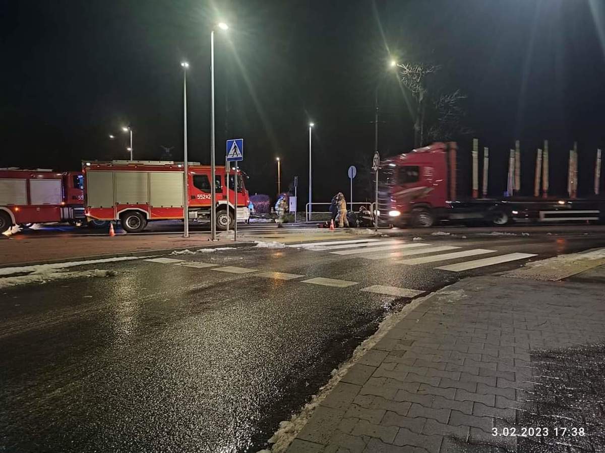 Wypadek na Krakowskiej. Samochód potrącił nastolatkę [AKTUALIZACJA]