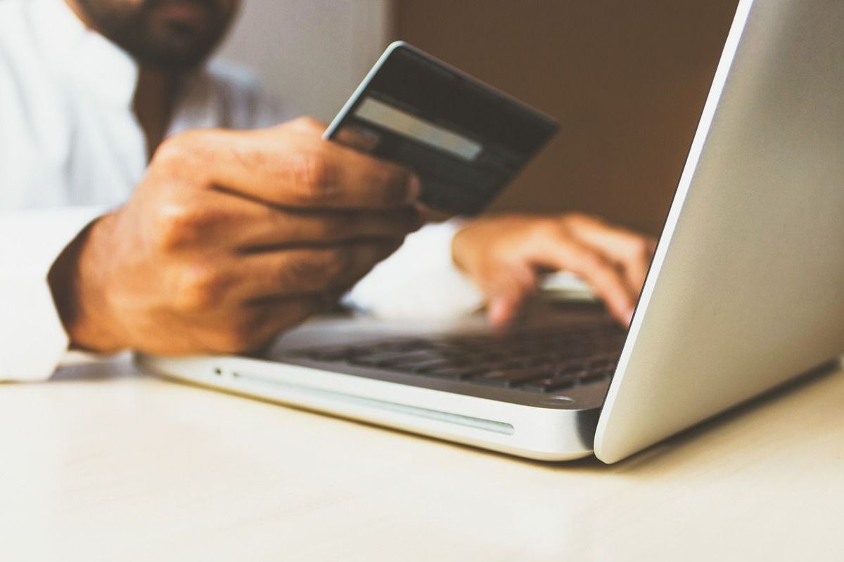 Bezpieczeństwo płatności online - jak nie dać się oszukać