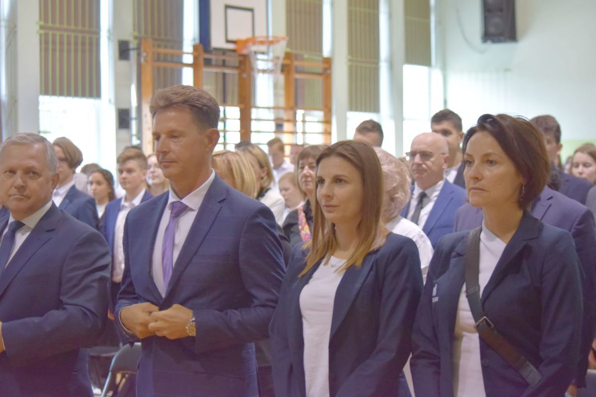 Powiatowa inauguracja roku szkolnego tym razem w Andrychowie [FOTO]