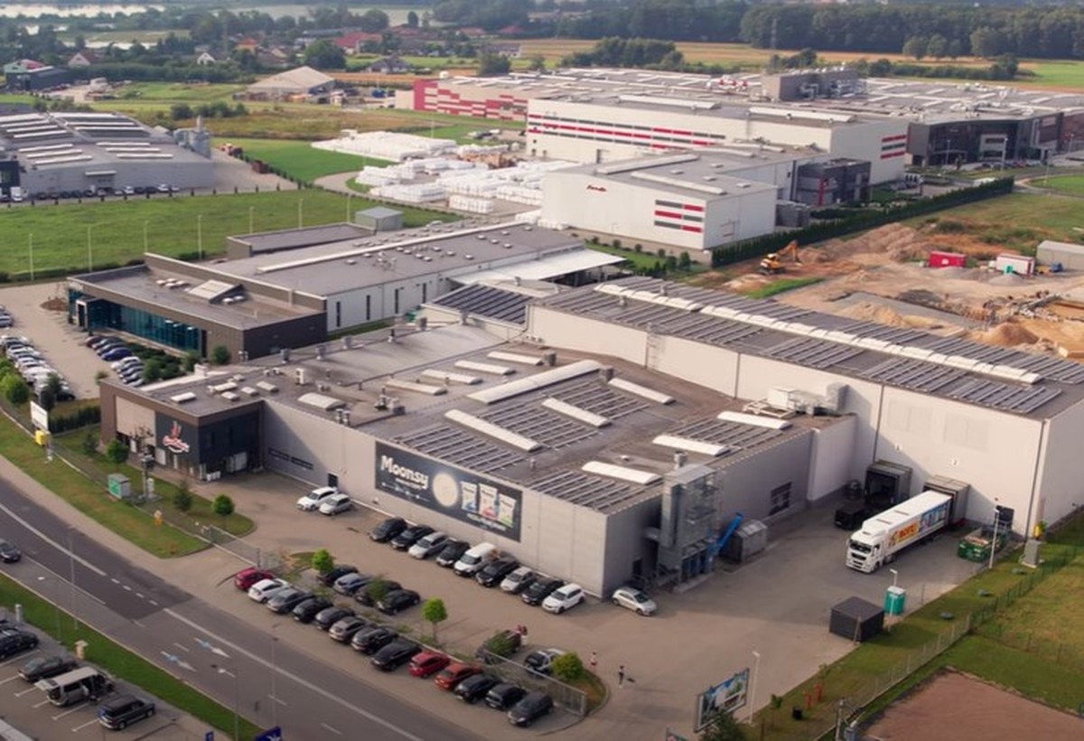 Popularny program Fabryki w Polsce w firmie Eurowafel [VIDEO]