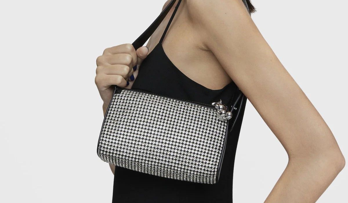 Małe torebki damskie na ramię – połączenie unikalnego stylu z wygodą