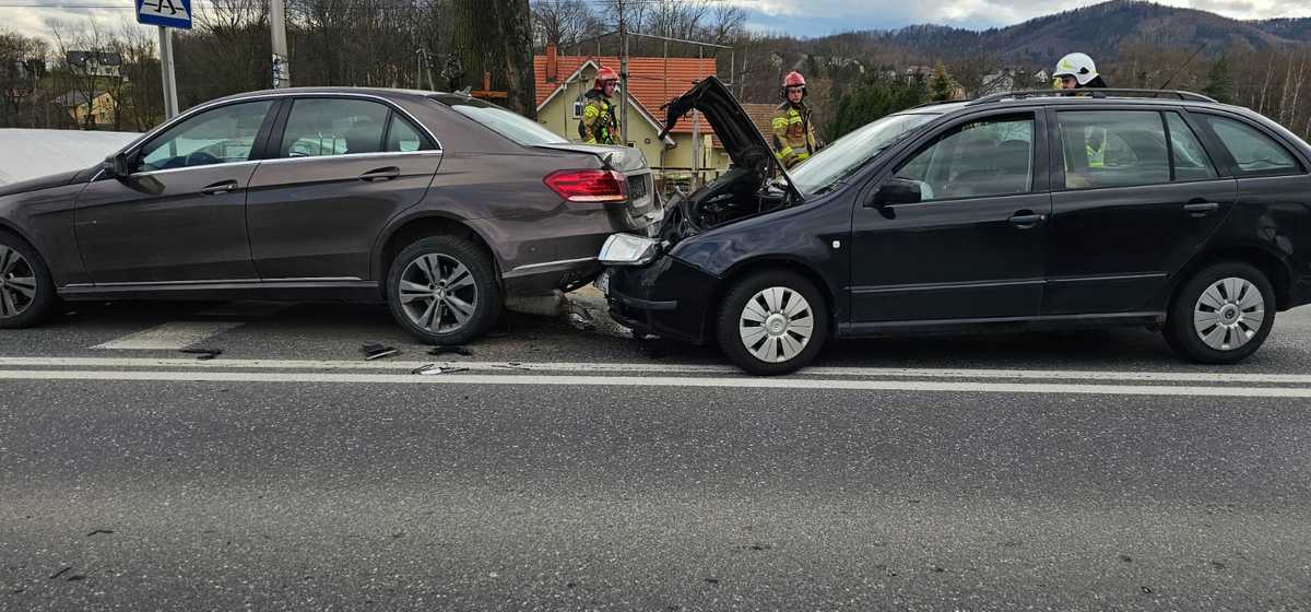 Wypadek na drodze w Inwałdzie [FOTO]