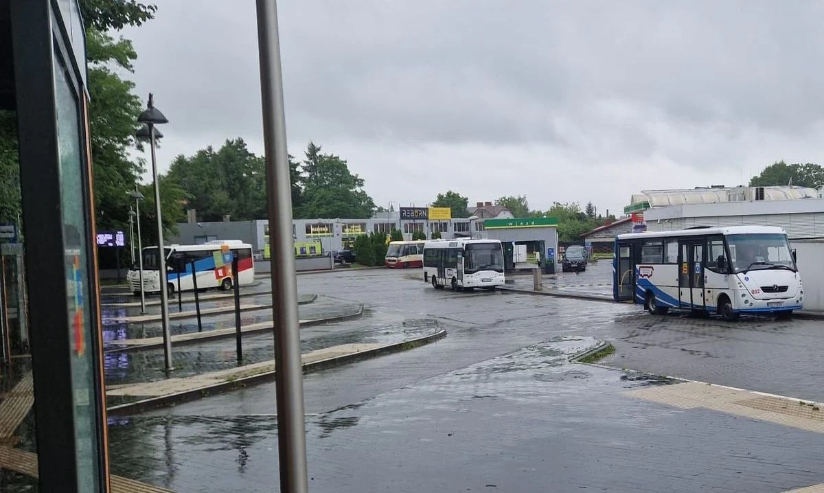 Opóźni się uruchomienie linii autobusowej Kraków – Bielsko-Biała