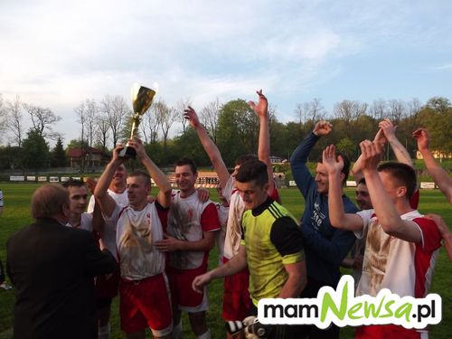 Piłkarska środa: Stryszawa świętuje na Beskidzie