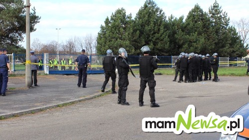 Protest w Wadowicach. Policjanci ćwiczyli