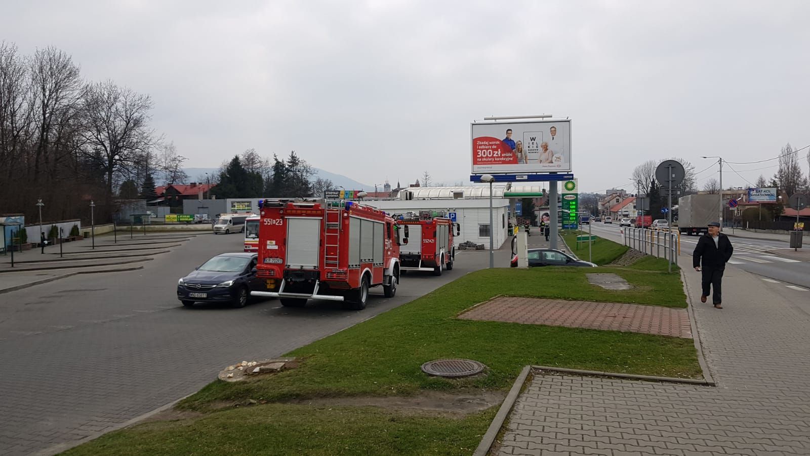 Wyciek gazu z samochodu na stacji [AKTUALIZACJA] mamNewsa.pl
