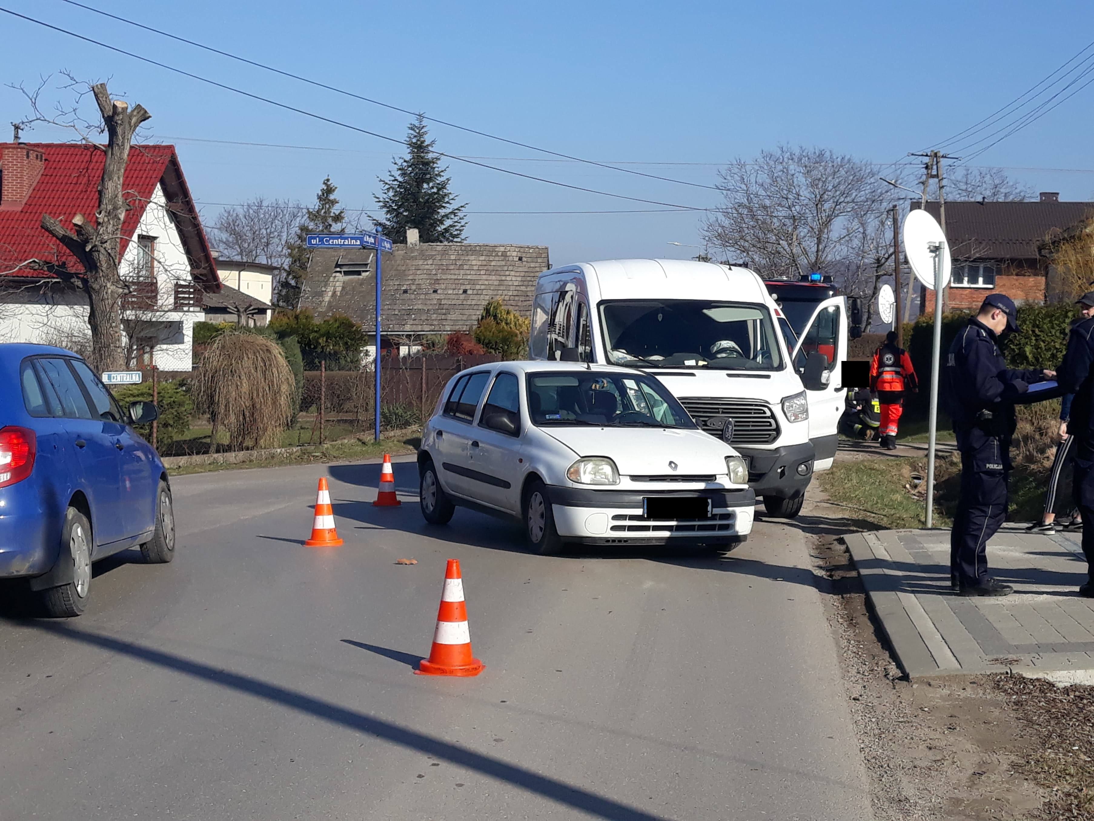 Zderzenie dwóch samochodów na Wspólnej mamNewsa.pl